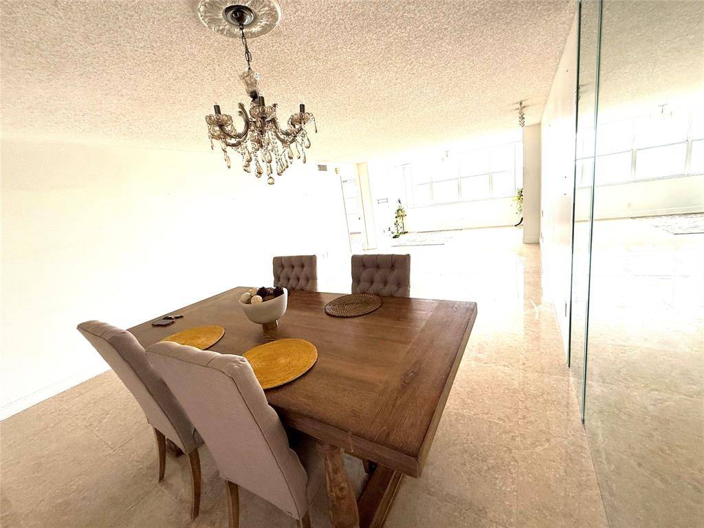 Sunrise, FL 33322,2521 NW 104th Ave #302