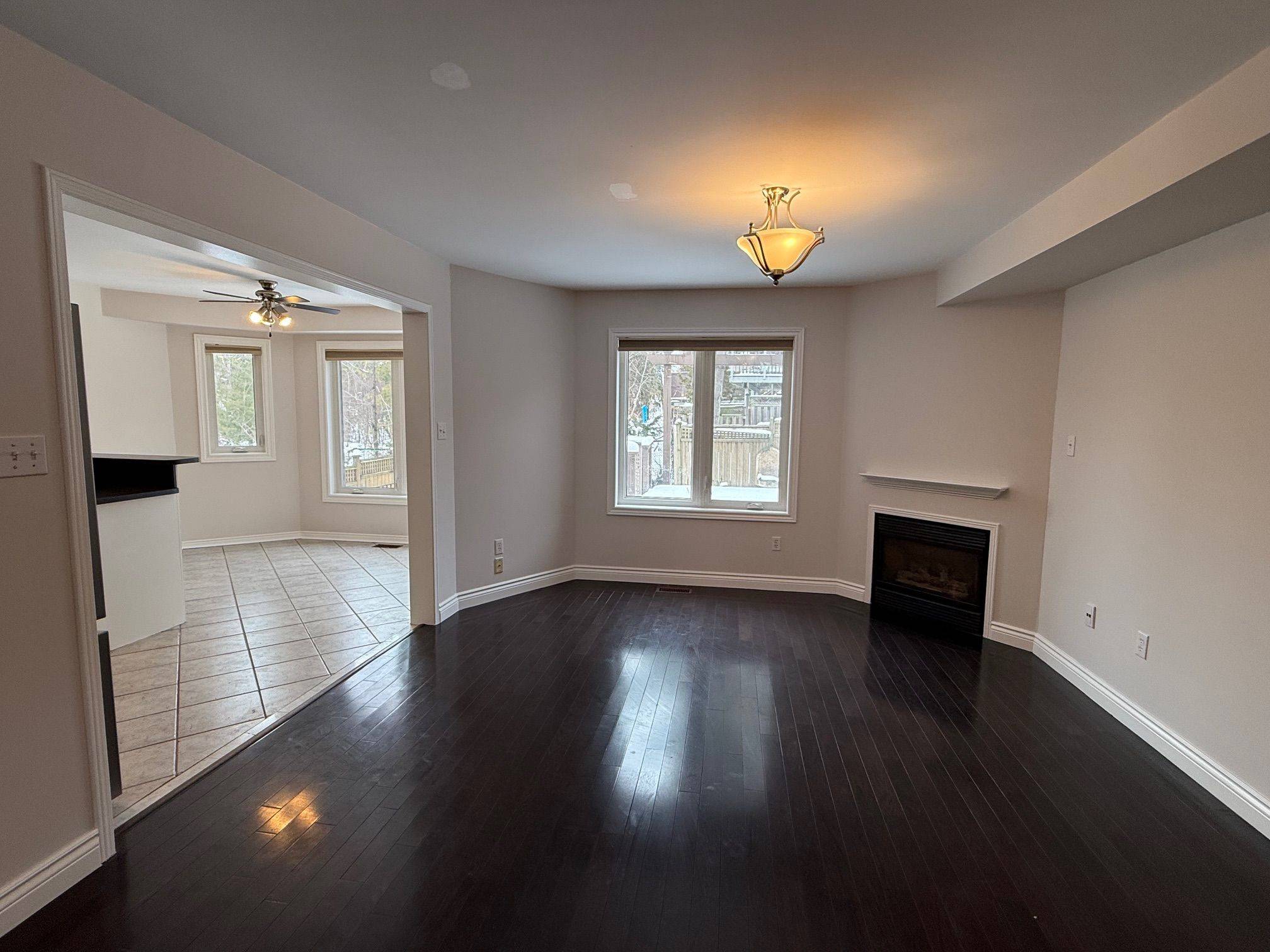 Mississauga, ON L4Z 4A7,5510 Red Brush DR #Upper