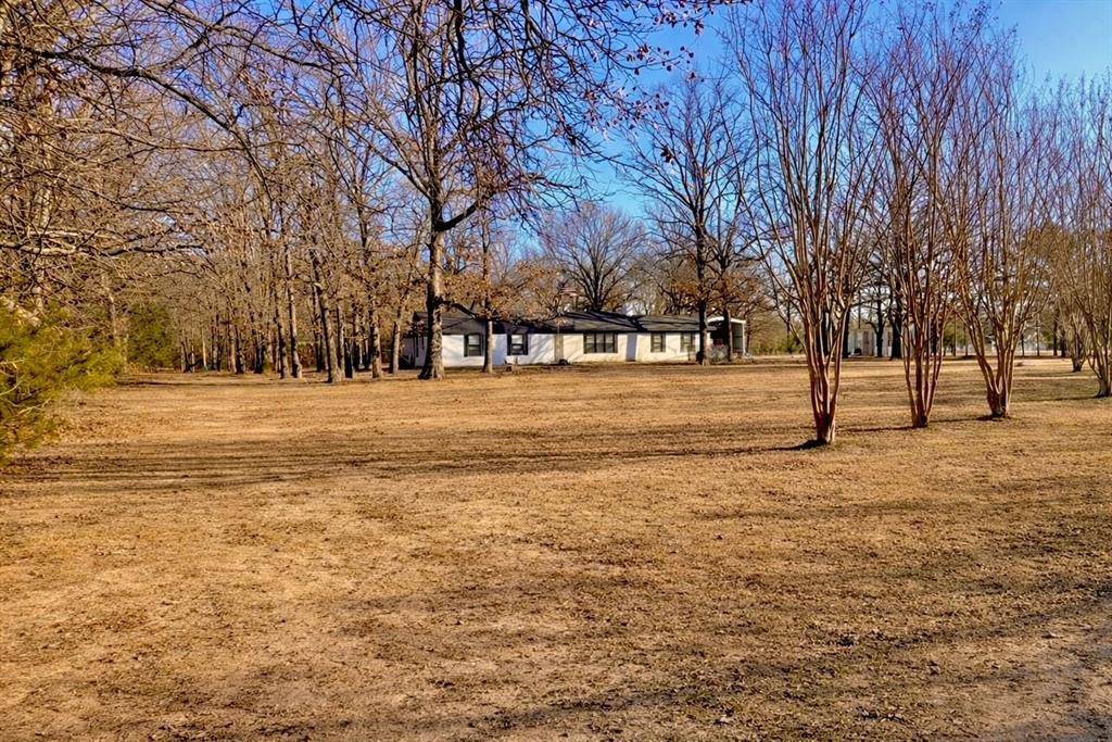 Powderly, TX 75473,333 County Road 43200