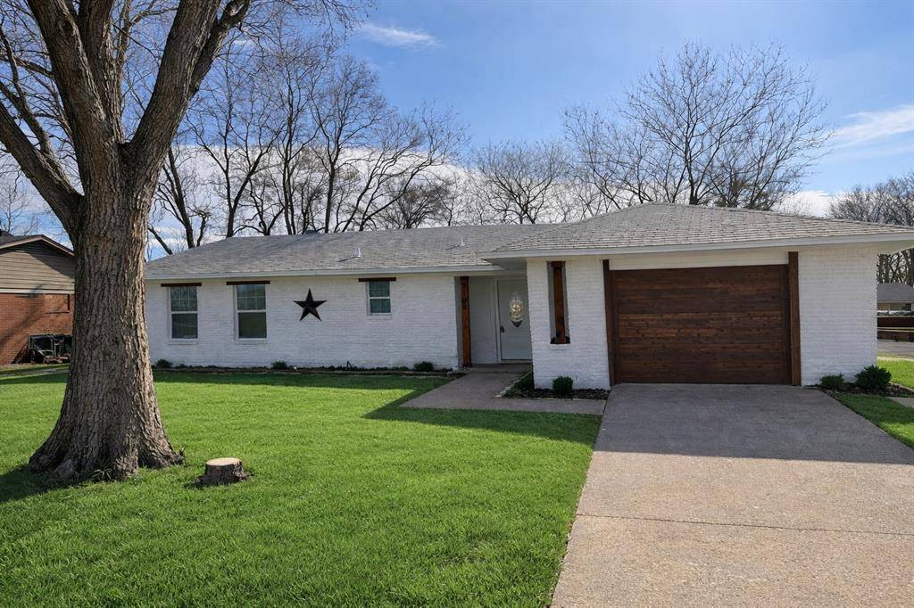 Grand Prairie, TX 75051,2105 Proctor Drive