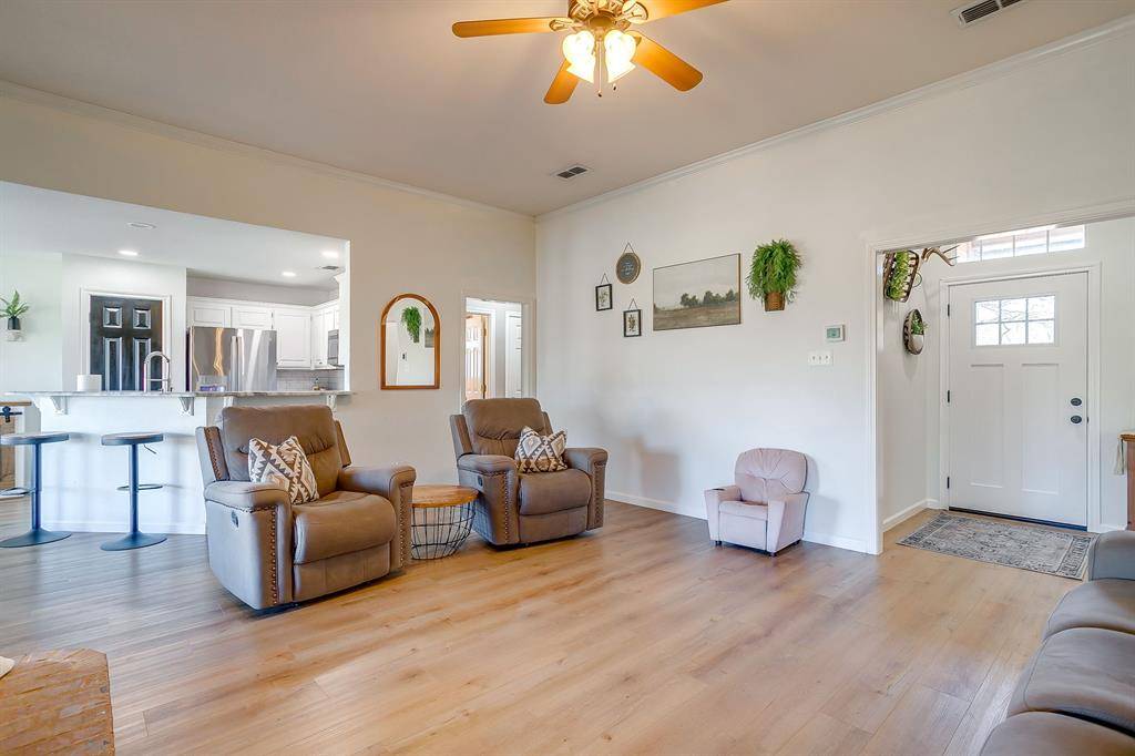 Joshua, TX 76058,940 County Road 909