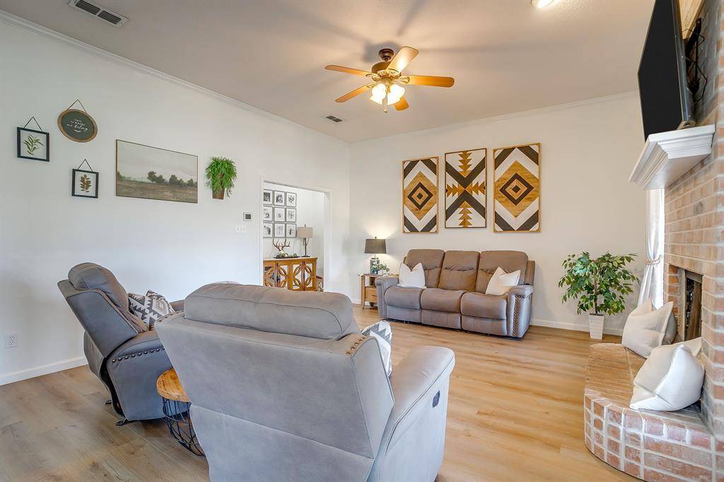 Joshua, TX 76058,940 County Road 909