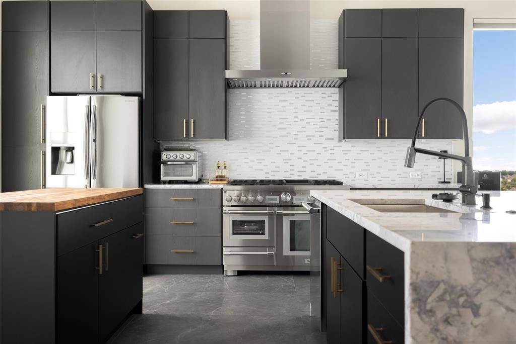 The Colony, TX 75056,4928 Blaynes View Road