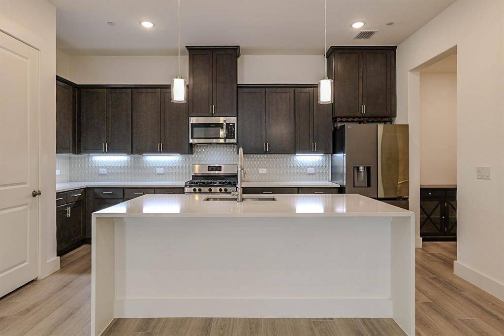 Arlington, TX 76005,1429 Rose Willow Way