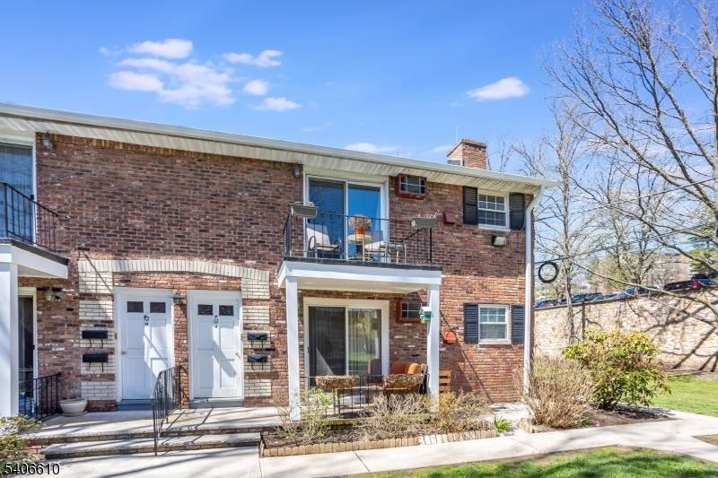 Morristown Town, NJ 07960,320 South Street #12