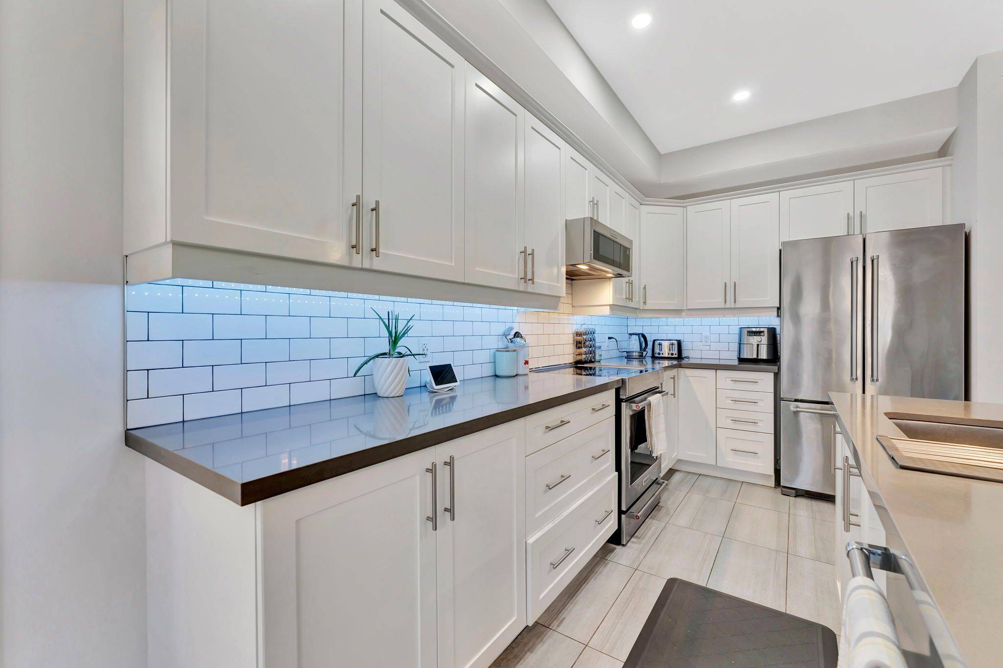 Brantford, ON N3S 7J6,16 Cumberland ST