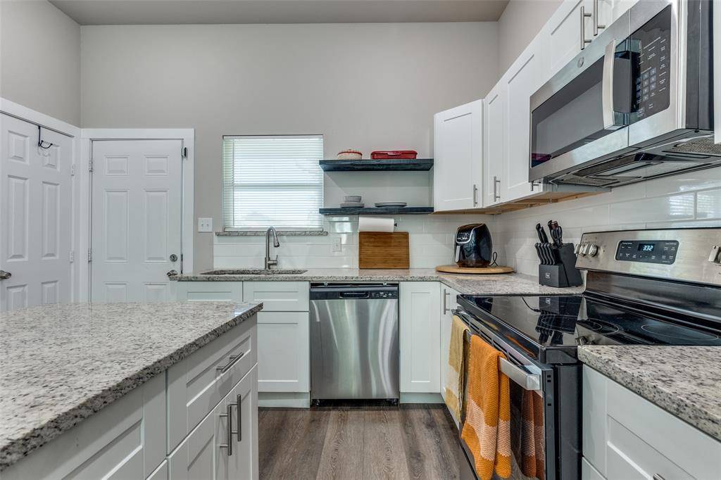 Fort Worth, TX 76104,1425 Evans Avenue