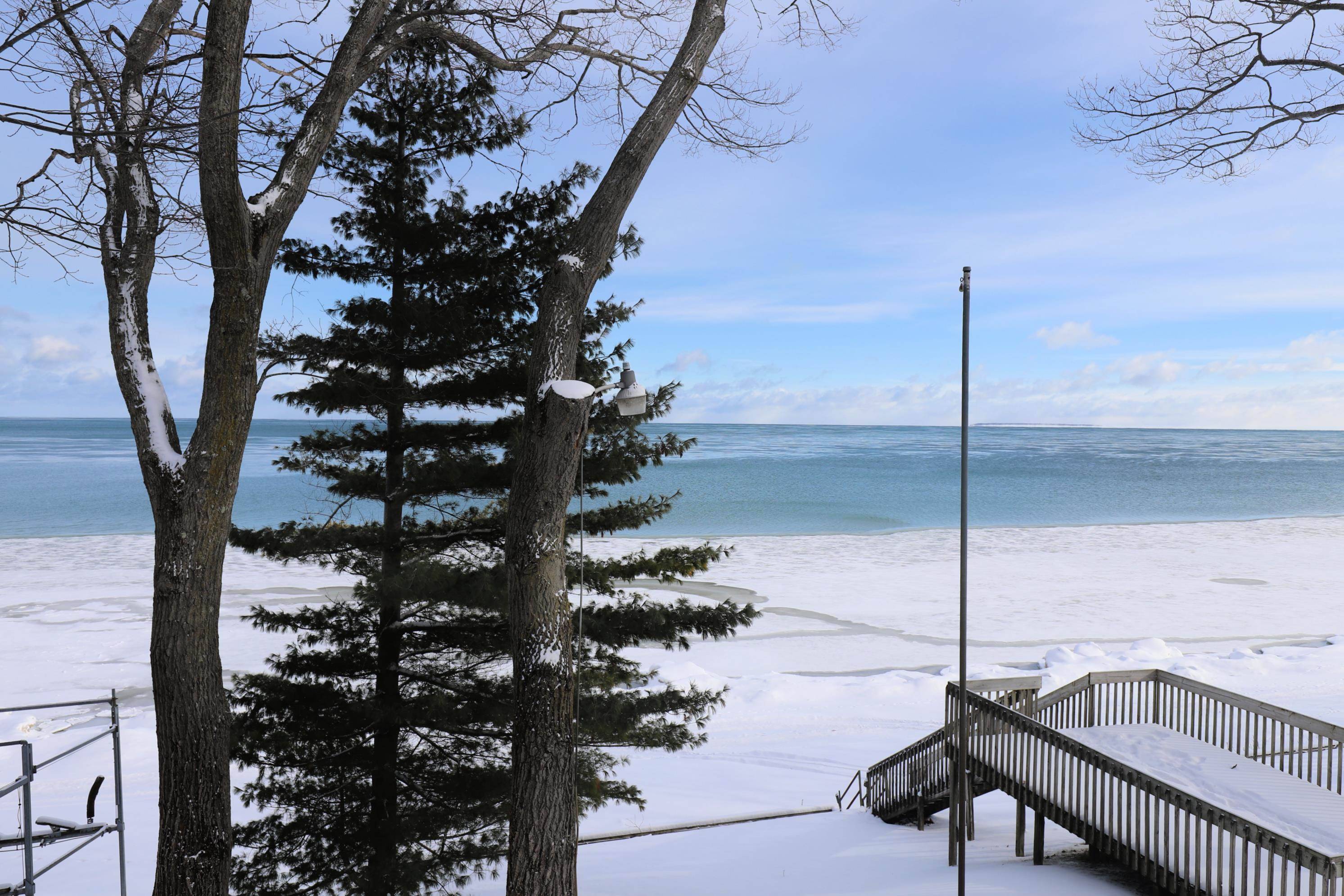 Au Gres, MI 48703,725 S Crescent AVE