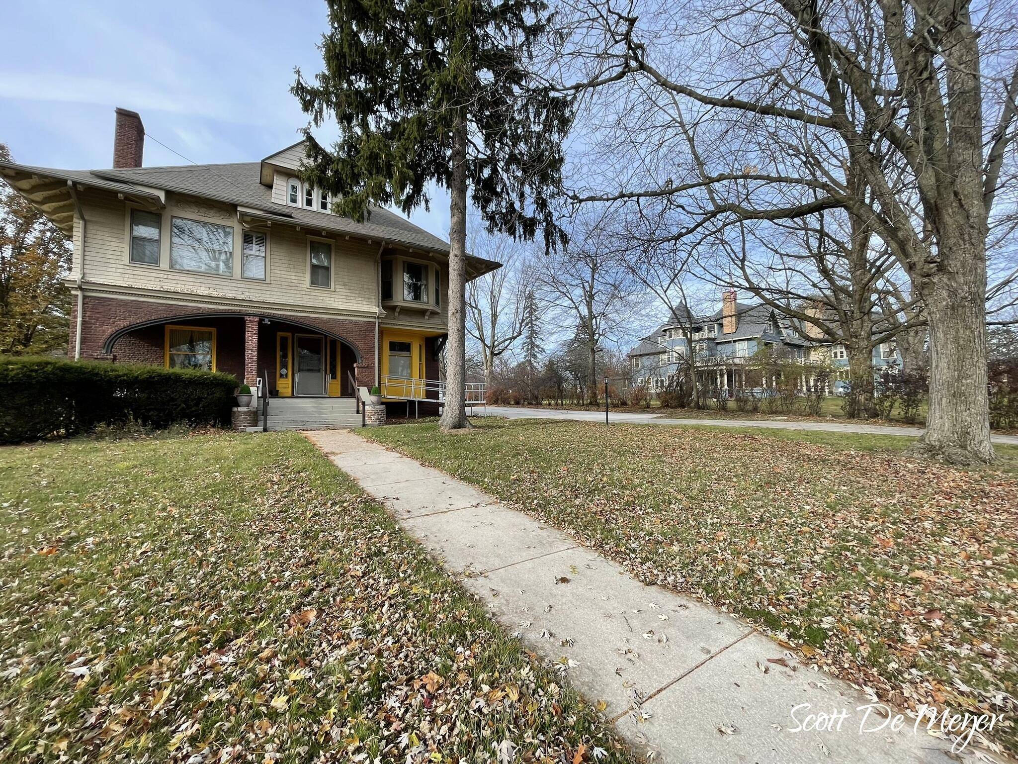 Alma, MI 48801,623 N State ST