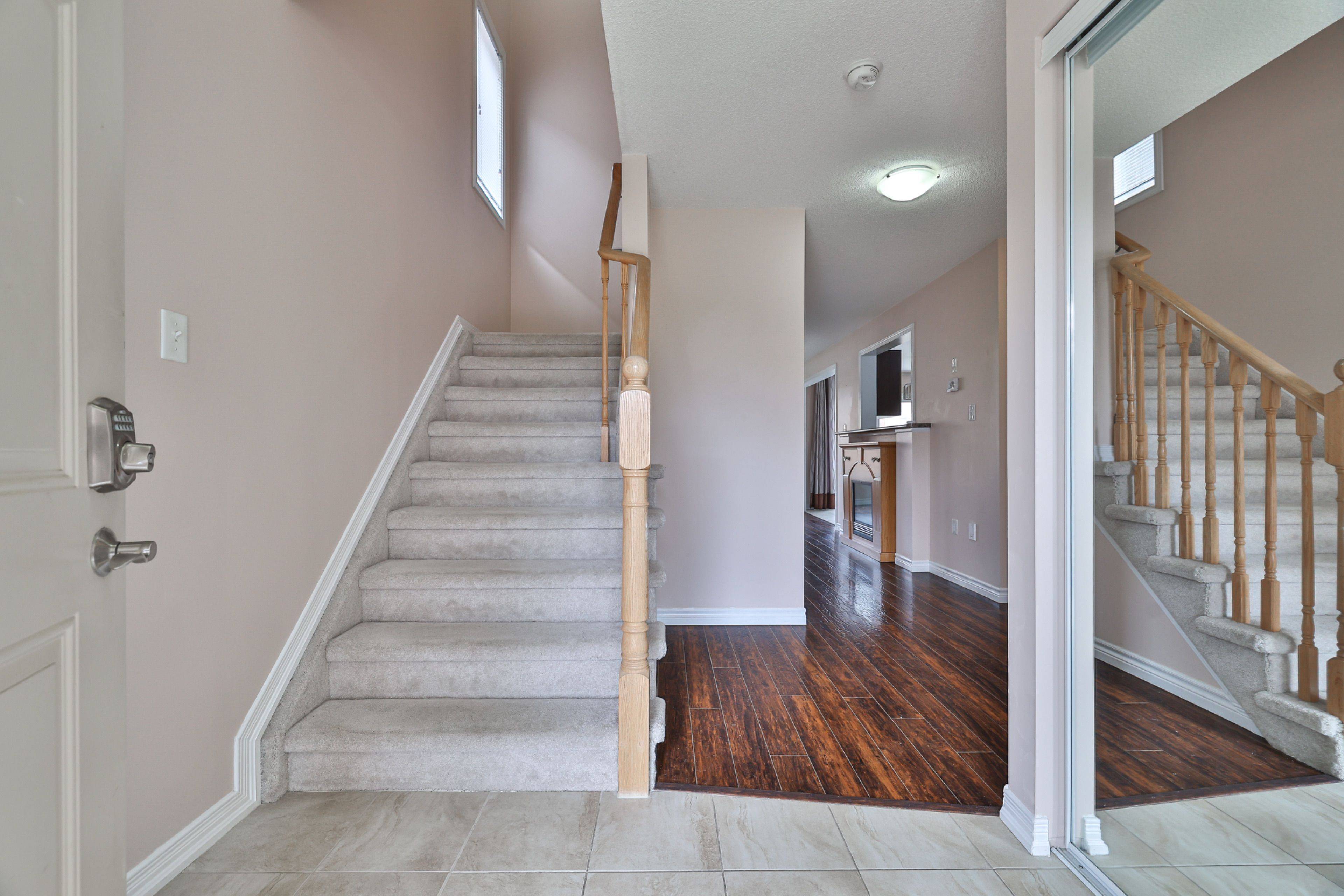 Innisfil, ON L9S 0H4,1398 Hunter ST