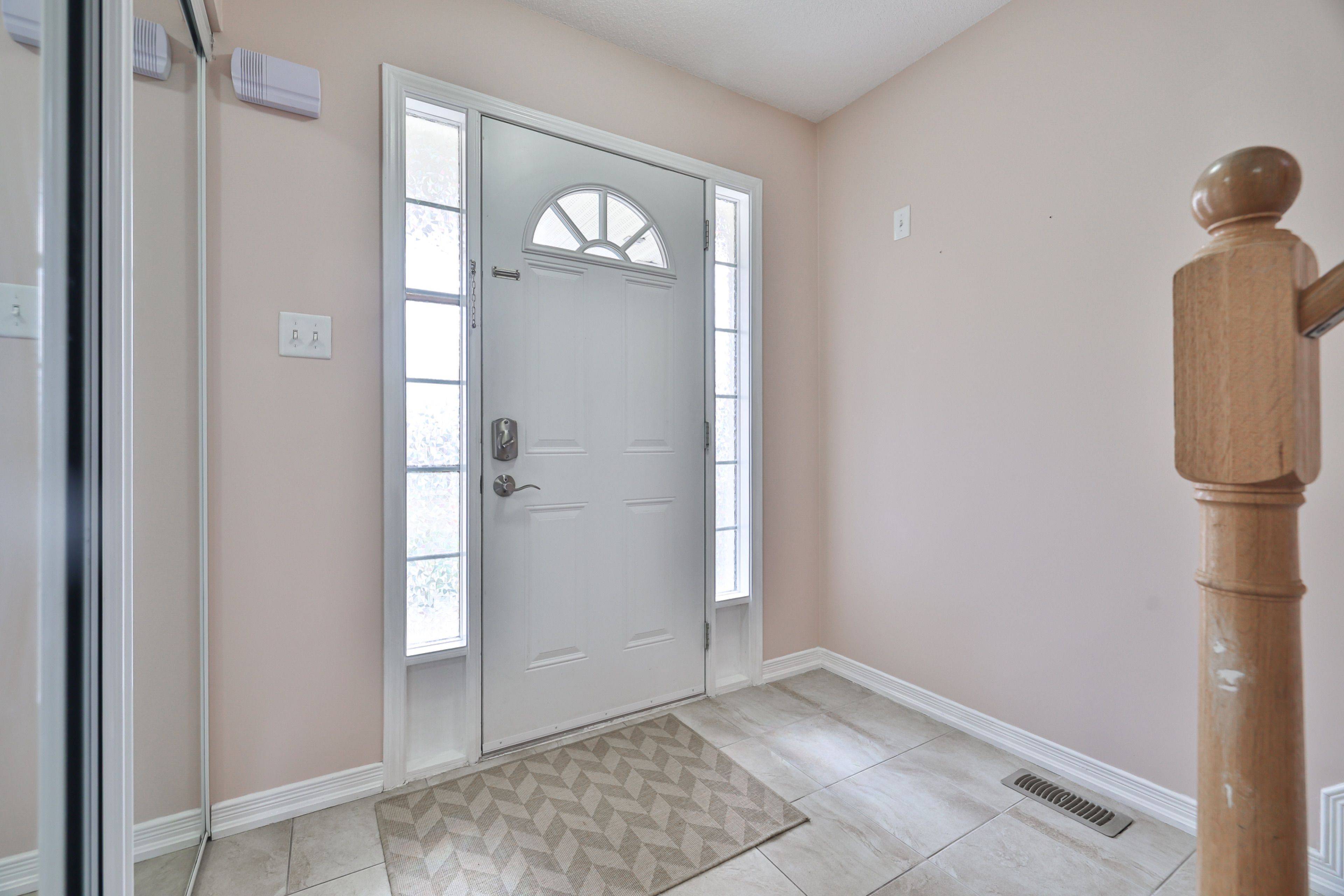 Innisfil, ON L9S 0H4,1398 Hunter ST