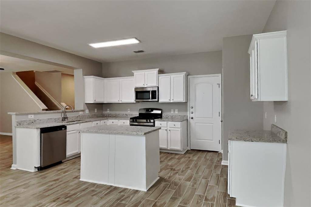 Forney, TX 75126,8985 Black Haw Street