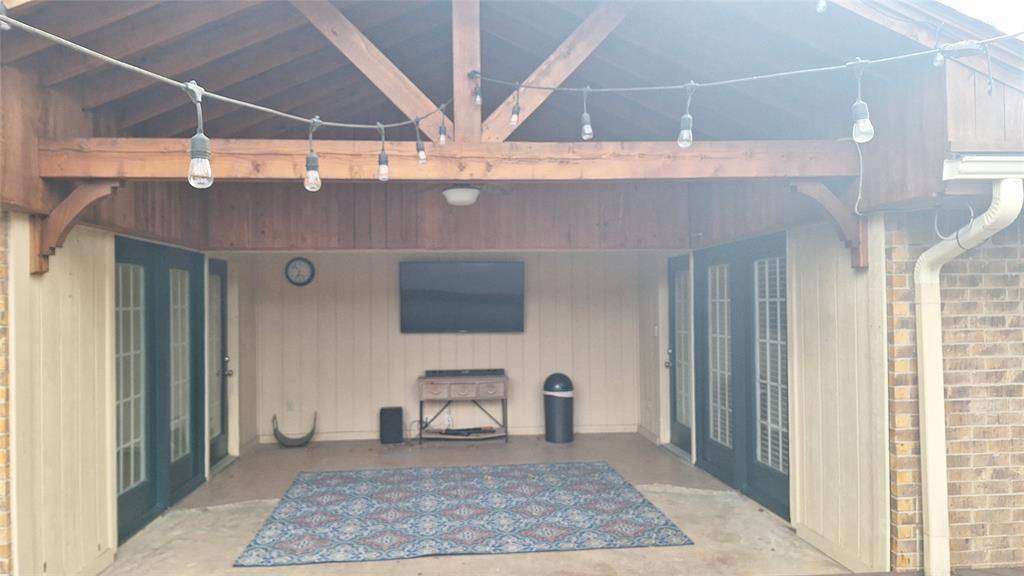 Bedford, TX 76021,2813 Woodpath Lane