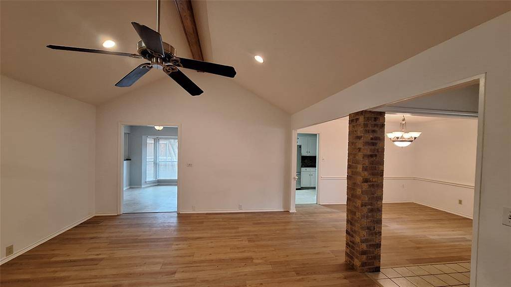 Bedford, TX 76021,2813 Woodpath Lane