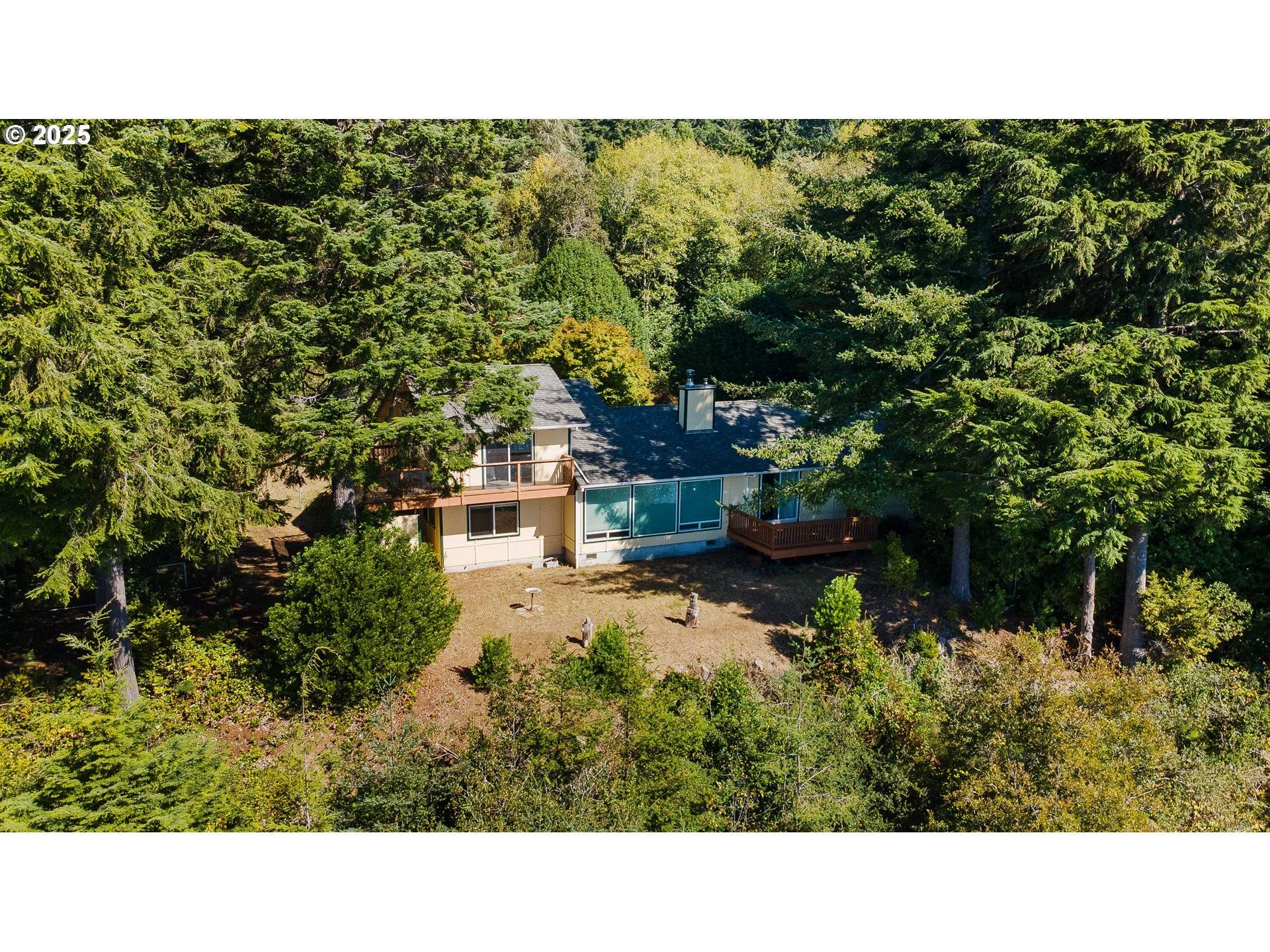 North Bend, OR 97459,64662 E BAY RD