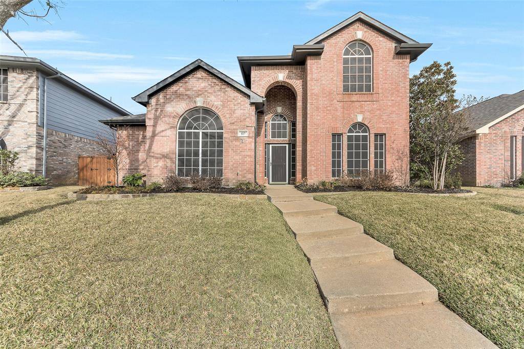 Lewisville, TX 75077,857 SUMMIT POINTE