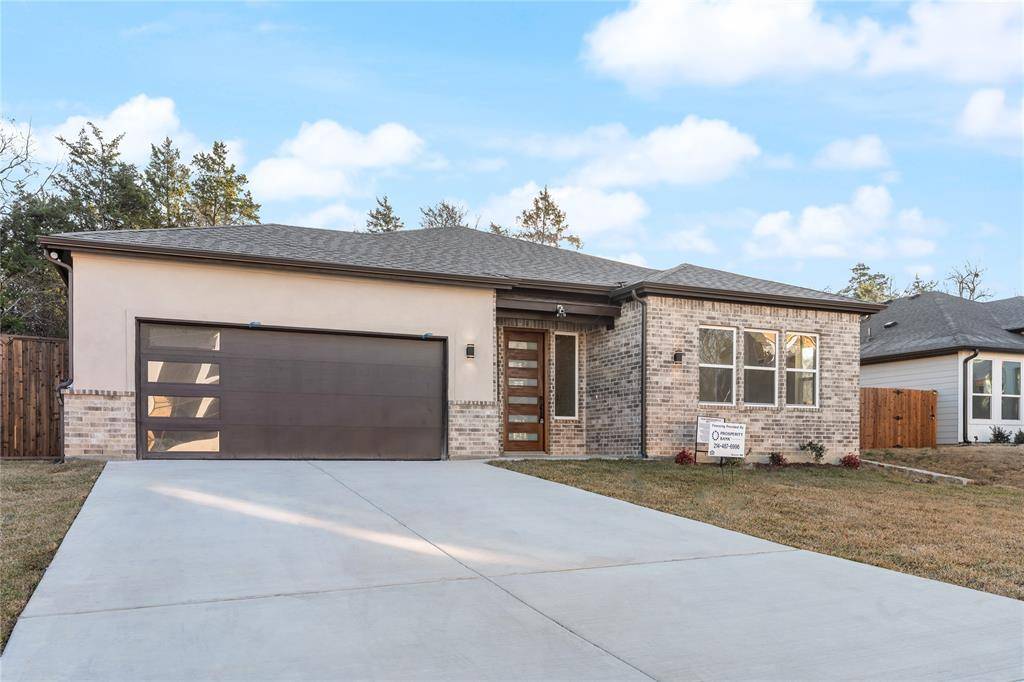 Dallas, TX 75241,2346 Fatima Avenue