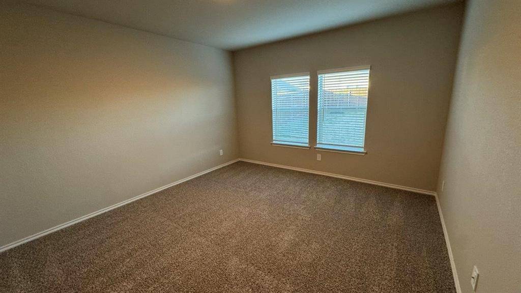 Denton, TX 76249,7604 MISTY CREEK Drive