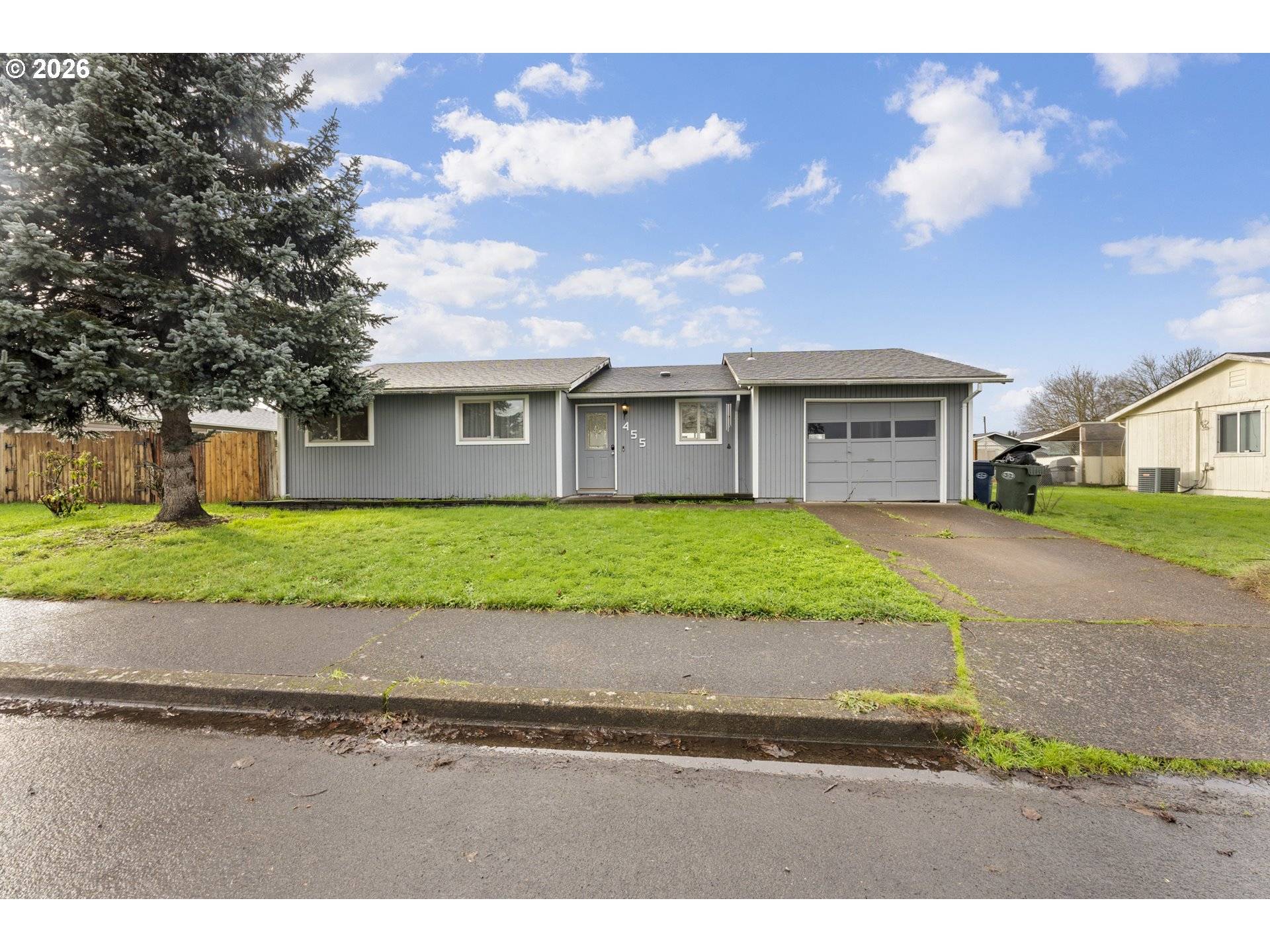 Junction City, OR 97448,455 CRONA ST