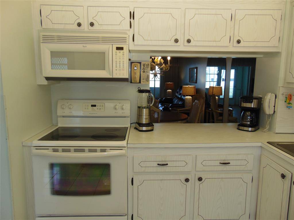 Boca Raton, FL 33428,9788 Marina Blvd #313