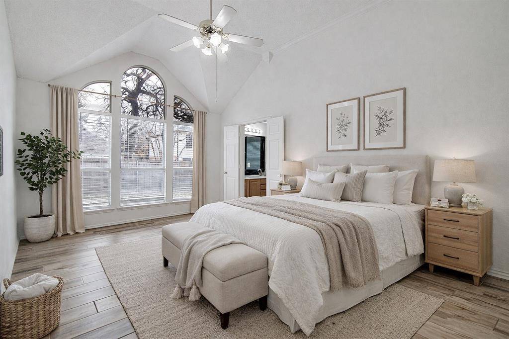 Burleson, TX 76028,2525 Greenhaven Drive