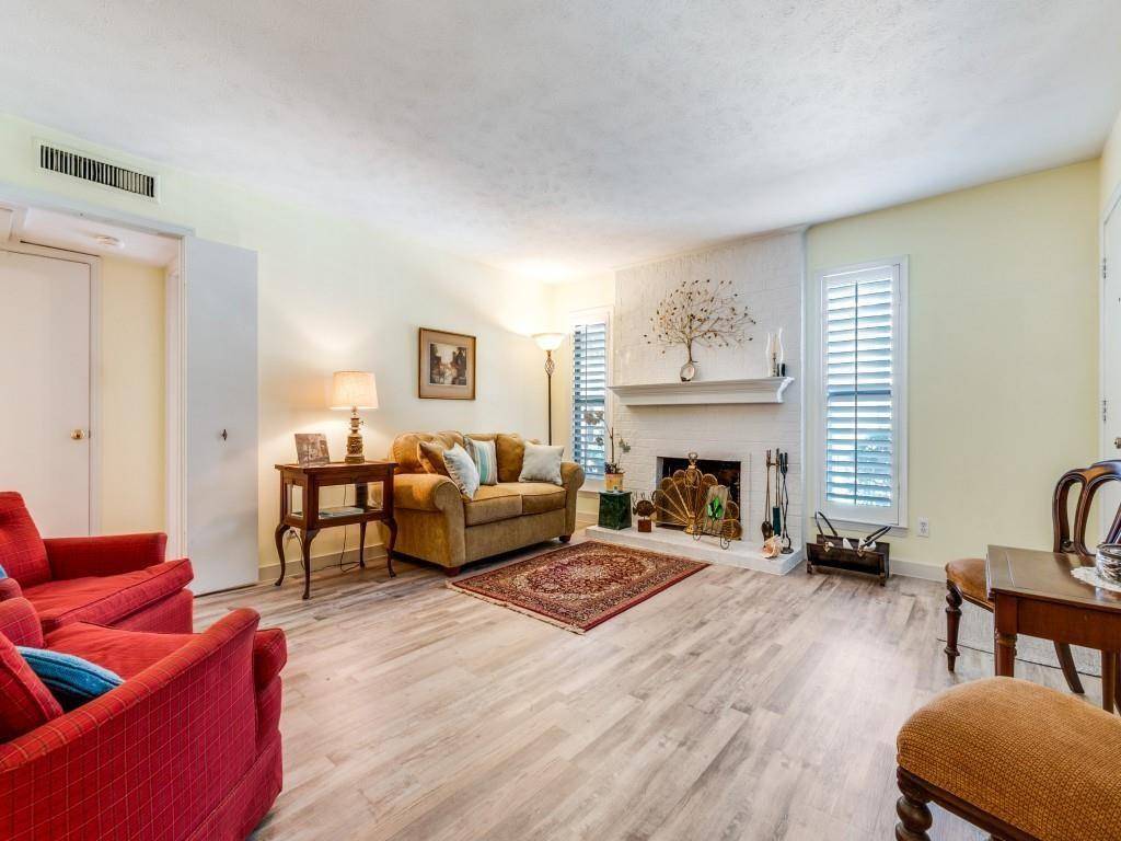 Dallas, TX 75230,10755 Villager Road #B