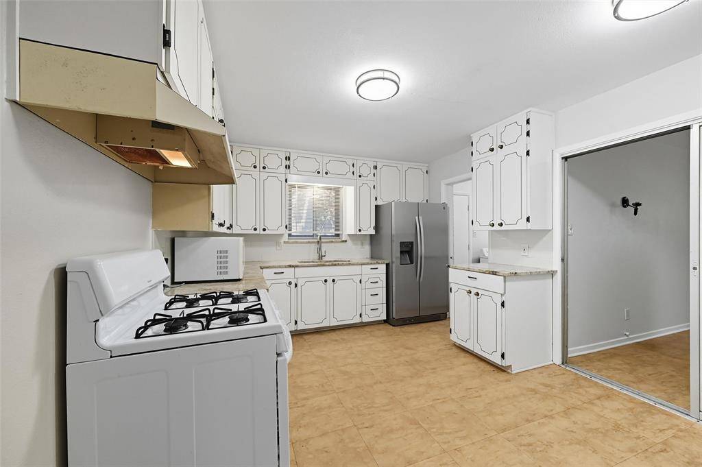 3512 Park Ridge Boulevard, Fort Worth, TX 76109