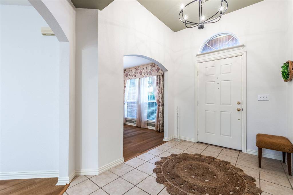 Lucas, TX 75002,9 Horseman Drive