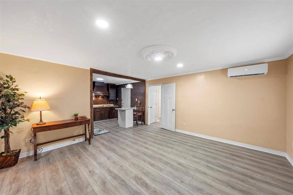 Beverly Hills, TX 76711,4505 Memorial Drive