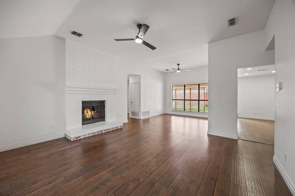 Rowlett, TX 75089,7214 Aberdeen Drive