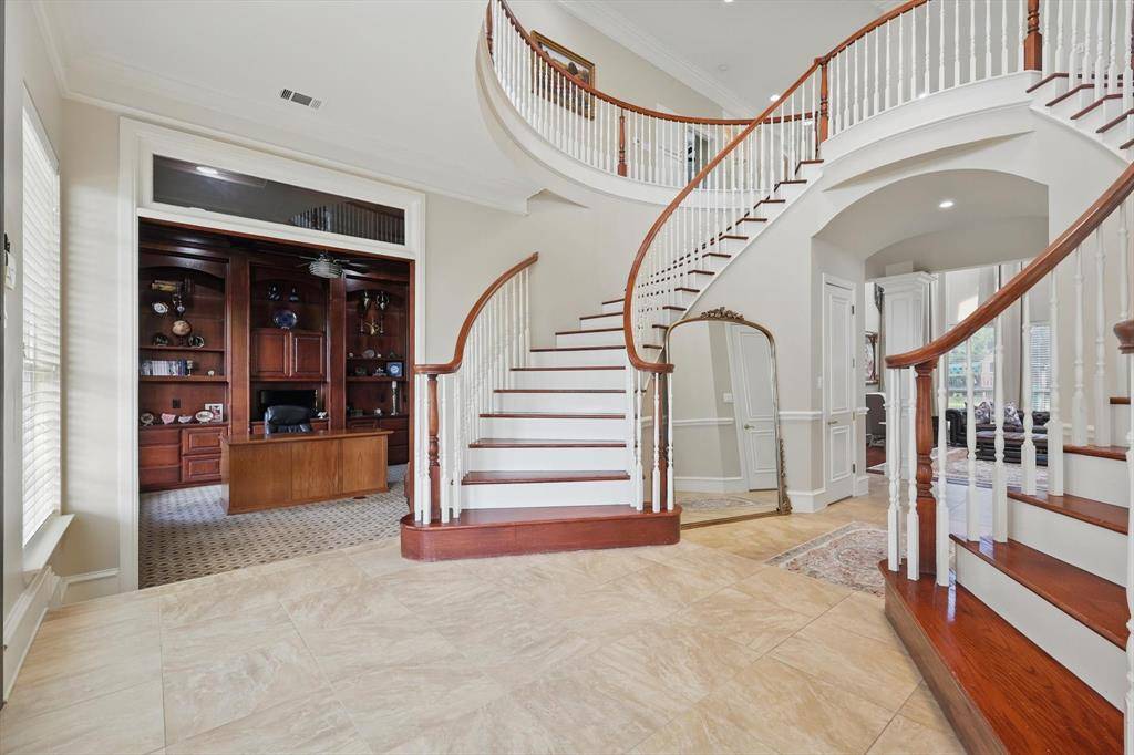 Burleson, TX 76028,6260 Oak Hollow Drive