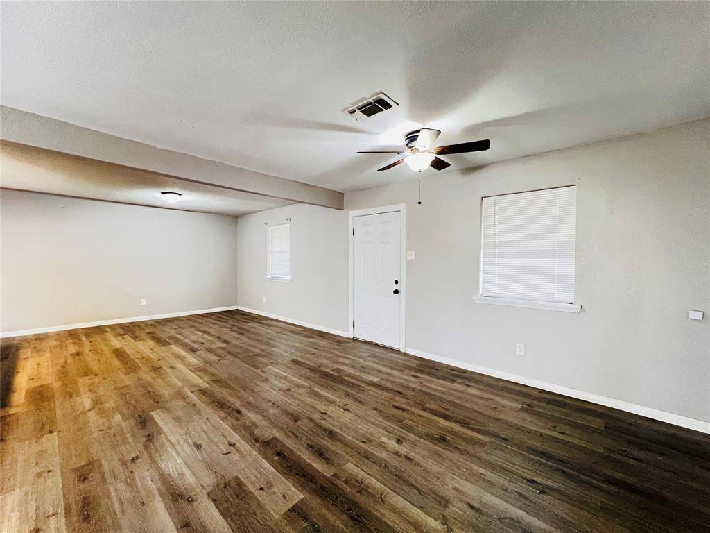 Corsicana, TX 75110,215 Birdwell Road