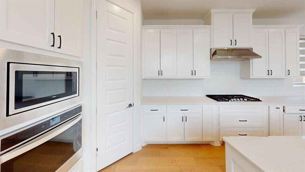 Carrollton, TX 75010,1728 Tallwich Drive