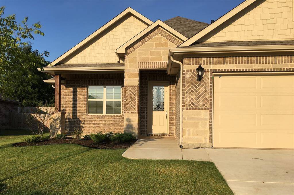 Sanger, TX 76266,8 Pleasant Valley