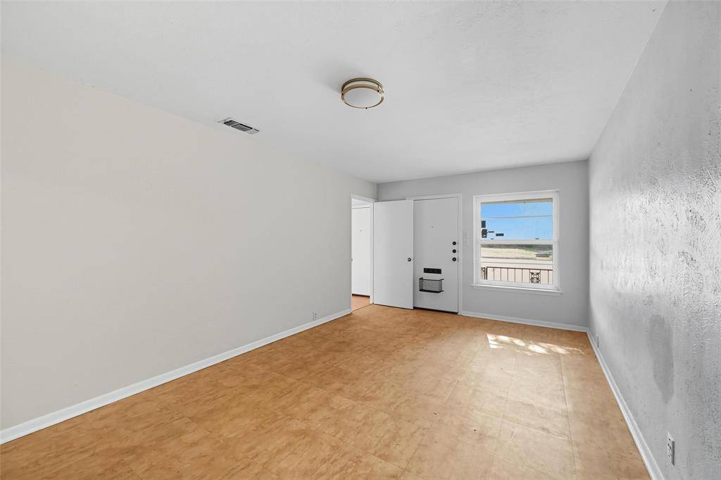 Fort Worth, TX 76109,3512 Park Ridge Boulevard