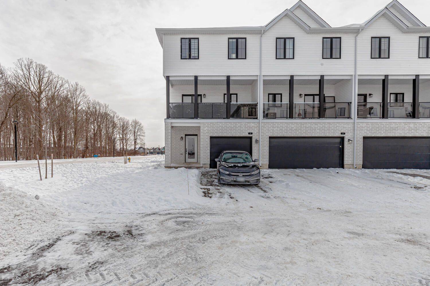 London North, ON N6G 0Y2,1781 Henrica AVE #2