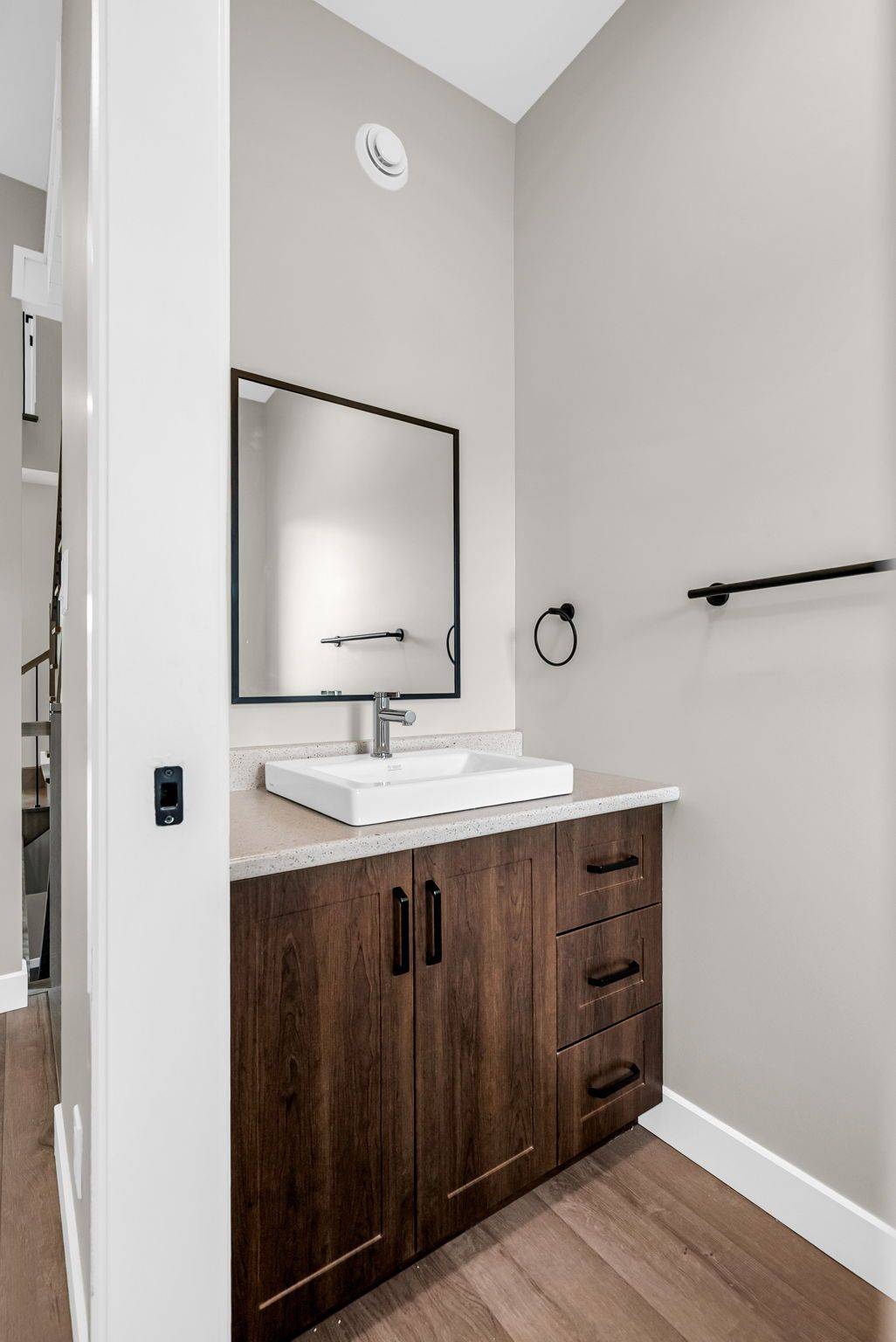 South Glengarry, ON K0C 2C0,6831 Monument WAY