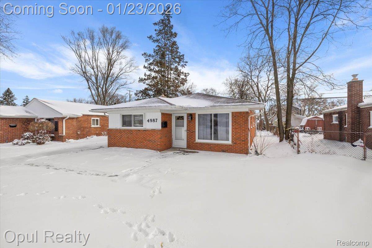 Dearborn Heights, MI 48125,4987 Roosevelt BLVD