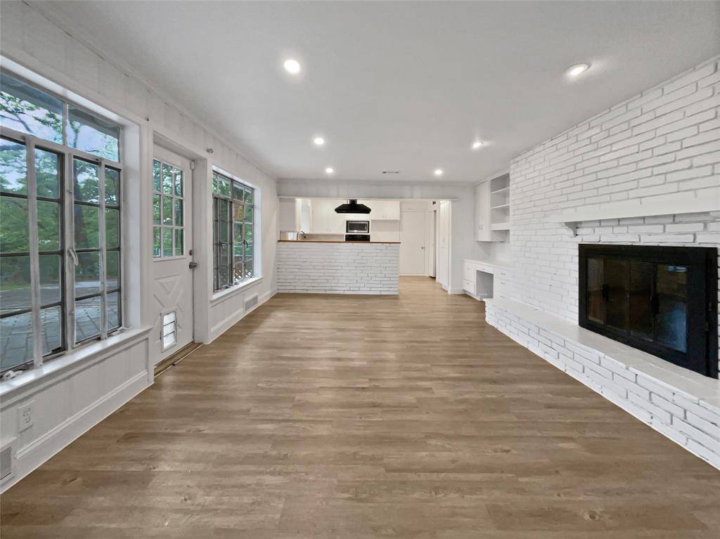 Fort Worth, TX 76112,5816 Yolanda Drive