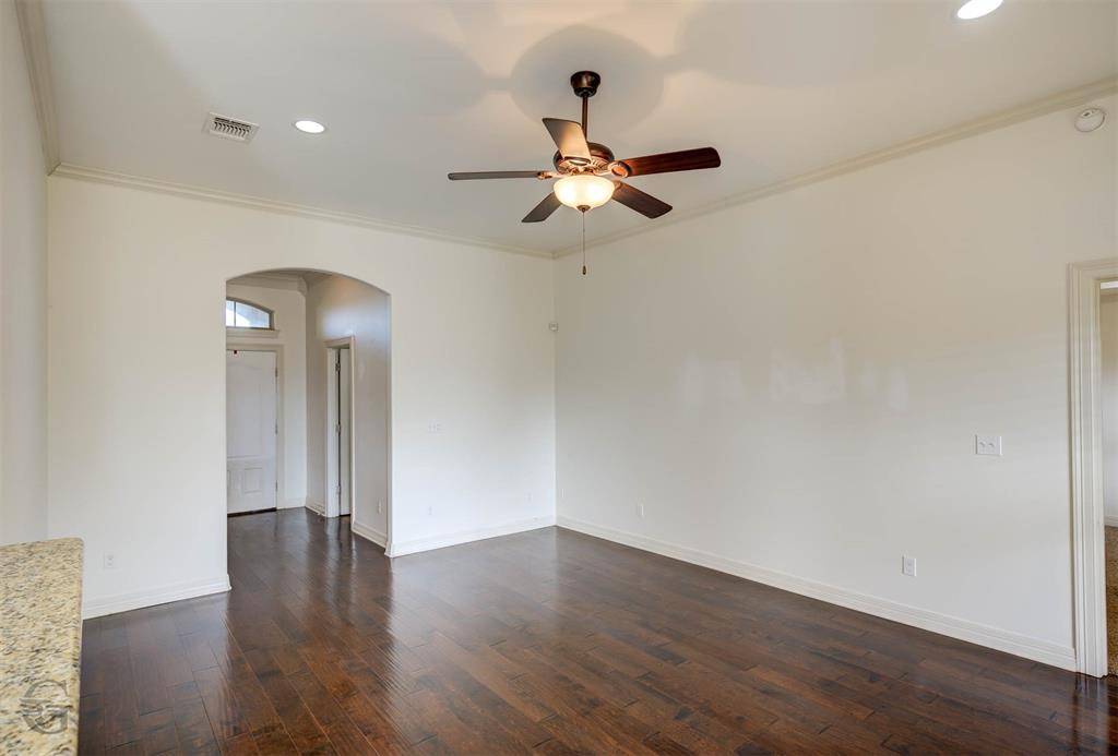 Bossier City, LA 71111,3489 Grand Cane Lane