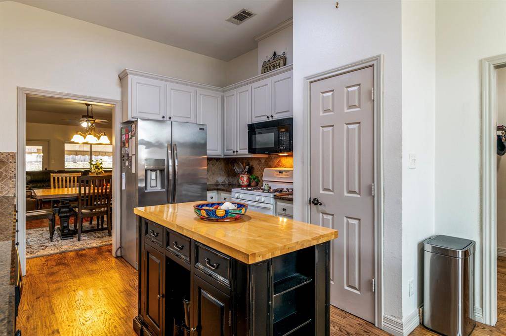 Carrollton, TX 75010,1849 Carver Drive