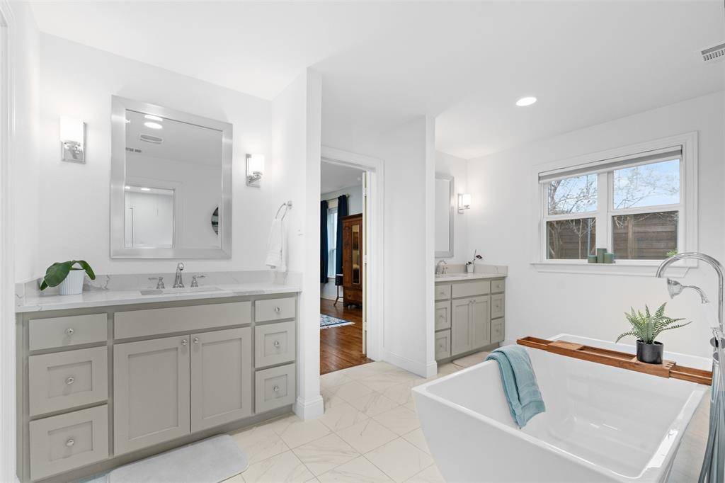 Dallas, TX 75209,5110 W Hanover Avenue