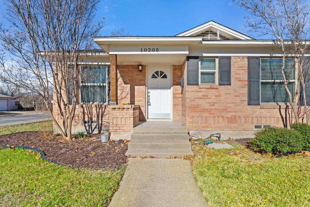 Dallas, TX 75228,10205 Casa View Drive