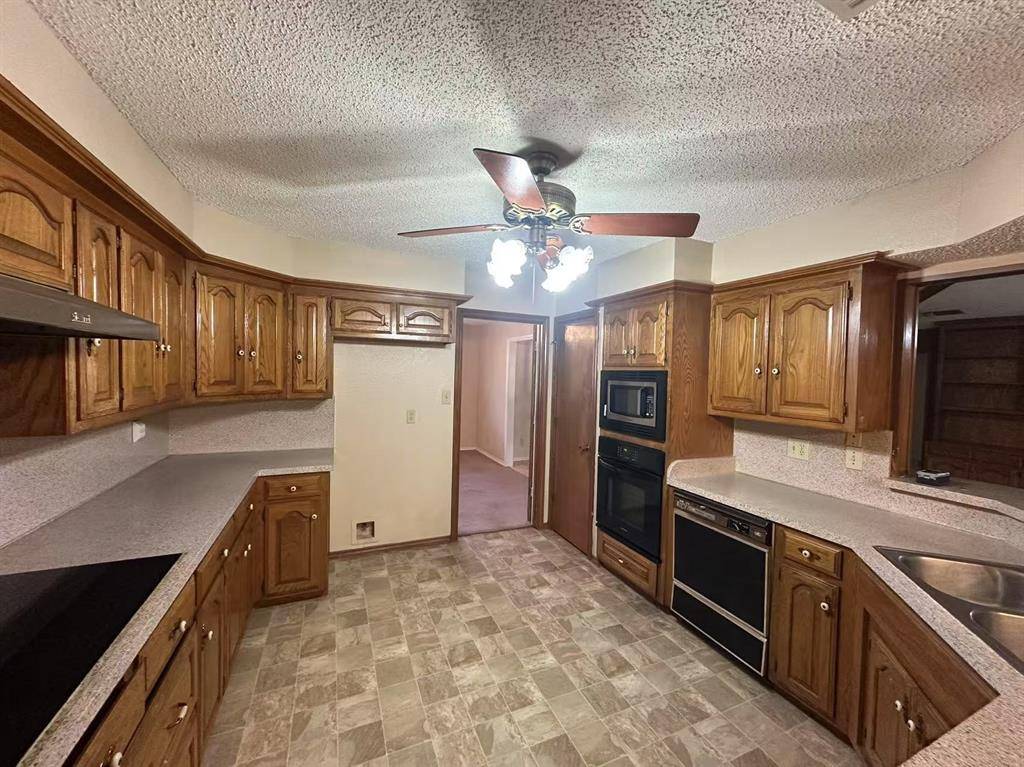 Dallas, TX 75227,4726 Berridge Lane