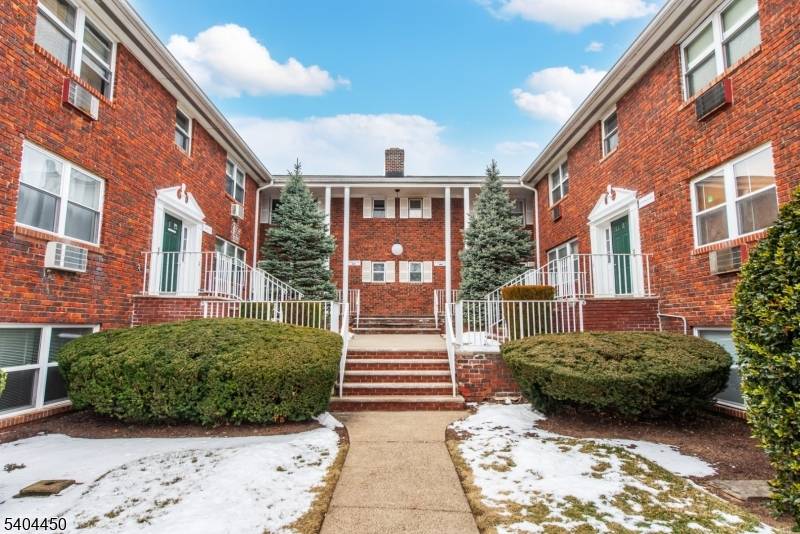 Parsippany-troy Hills Twp., NJ 07034,191 N Beverwyck Rd #1