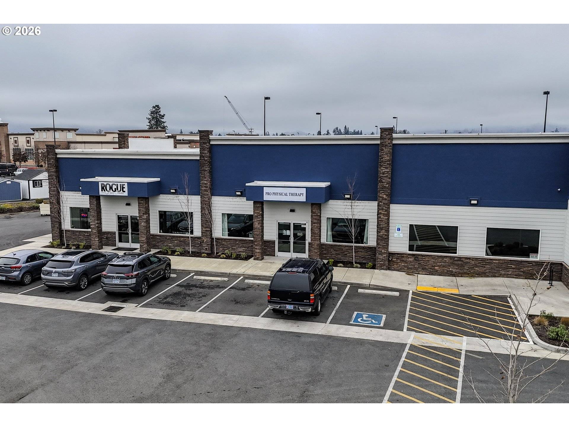 135 NE MILL ST, Grants Pass, OR 97526