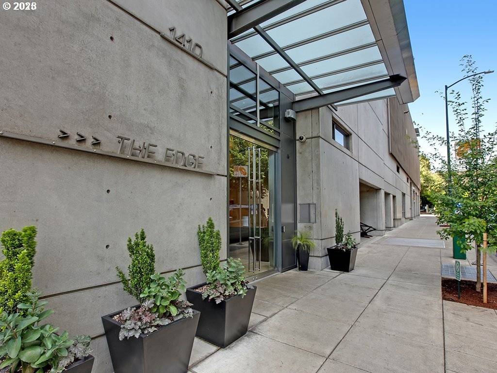 Portland, OR 97209,1410 NW KEARNEY ST #1019