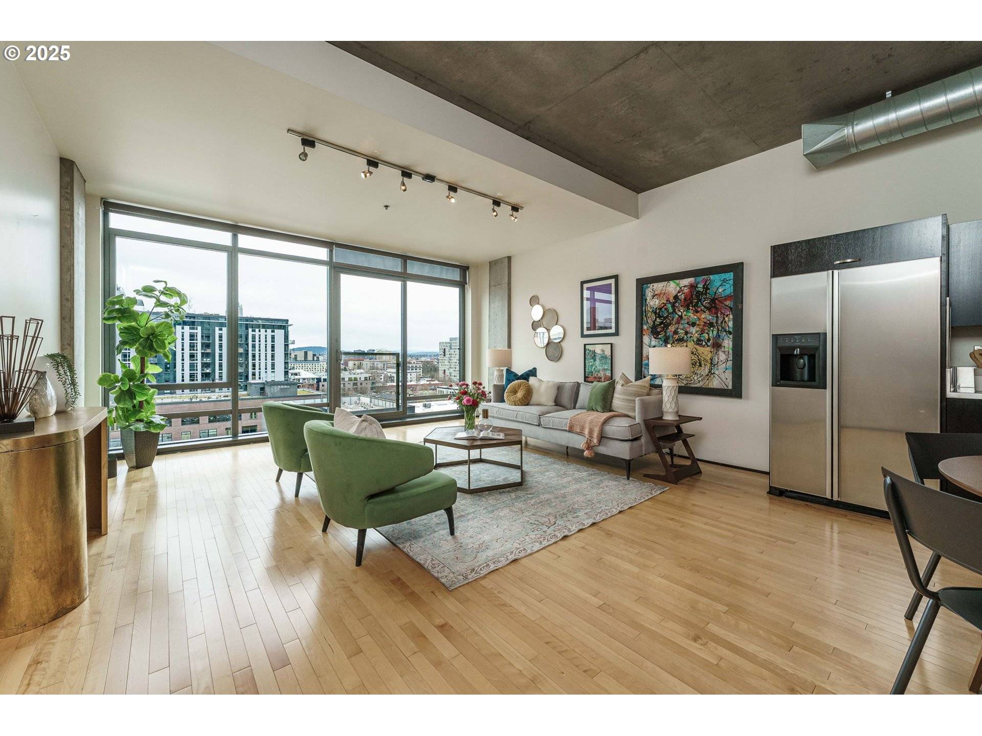 Portland, OR 97209,1410 NW KEARNEY ST #1019