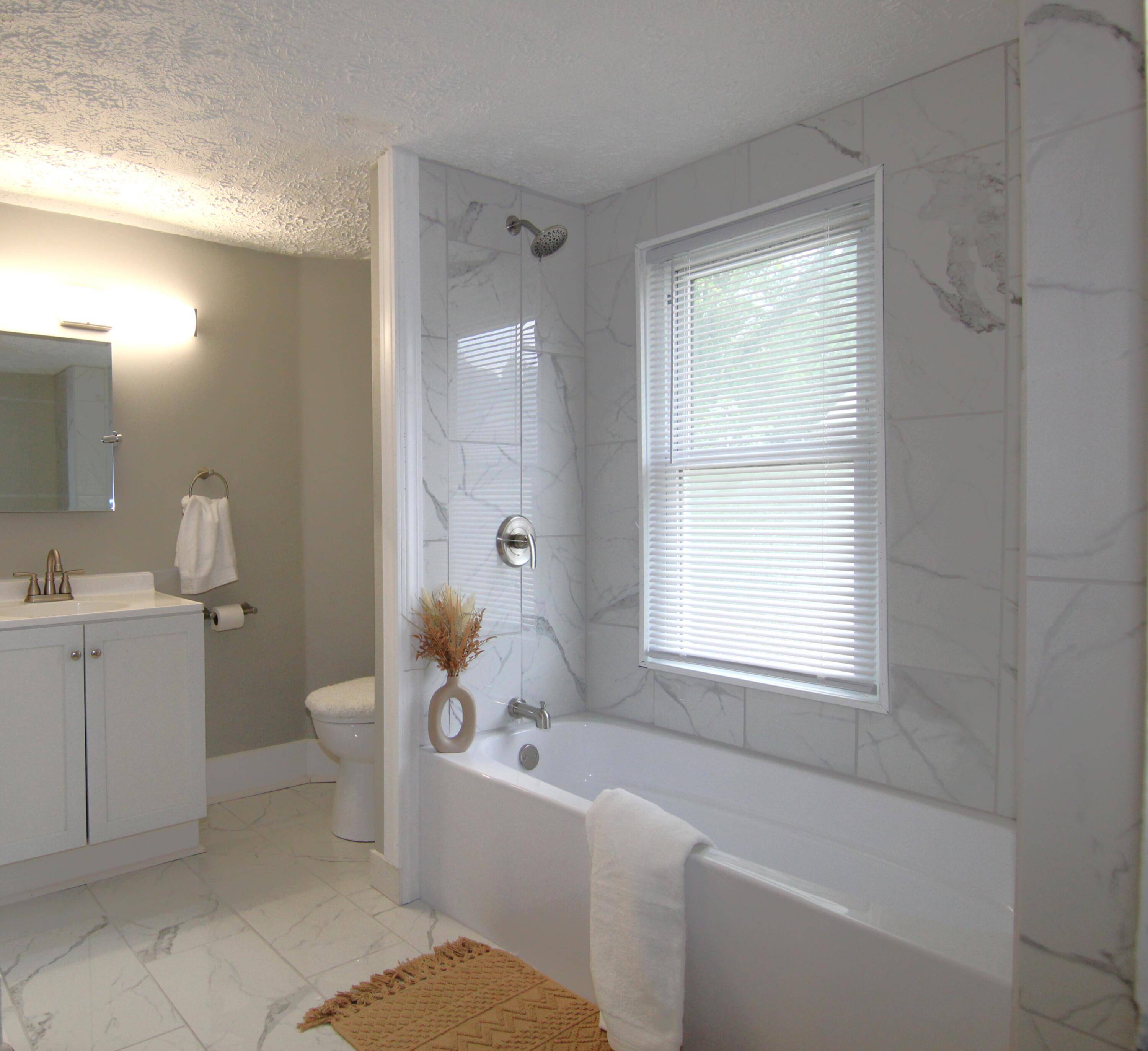 Kalamazoo, MI 49048,905 Cooper AVE