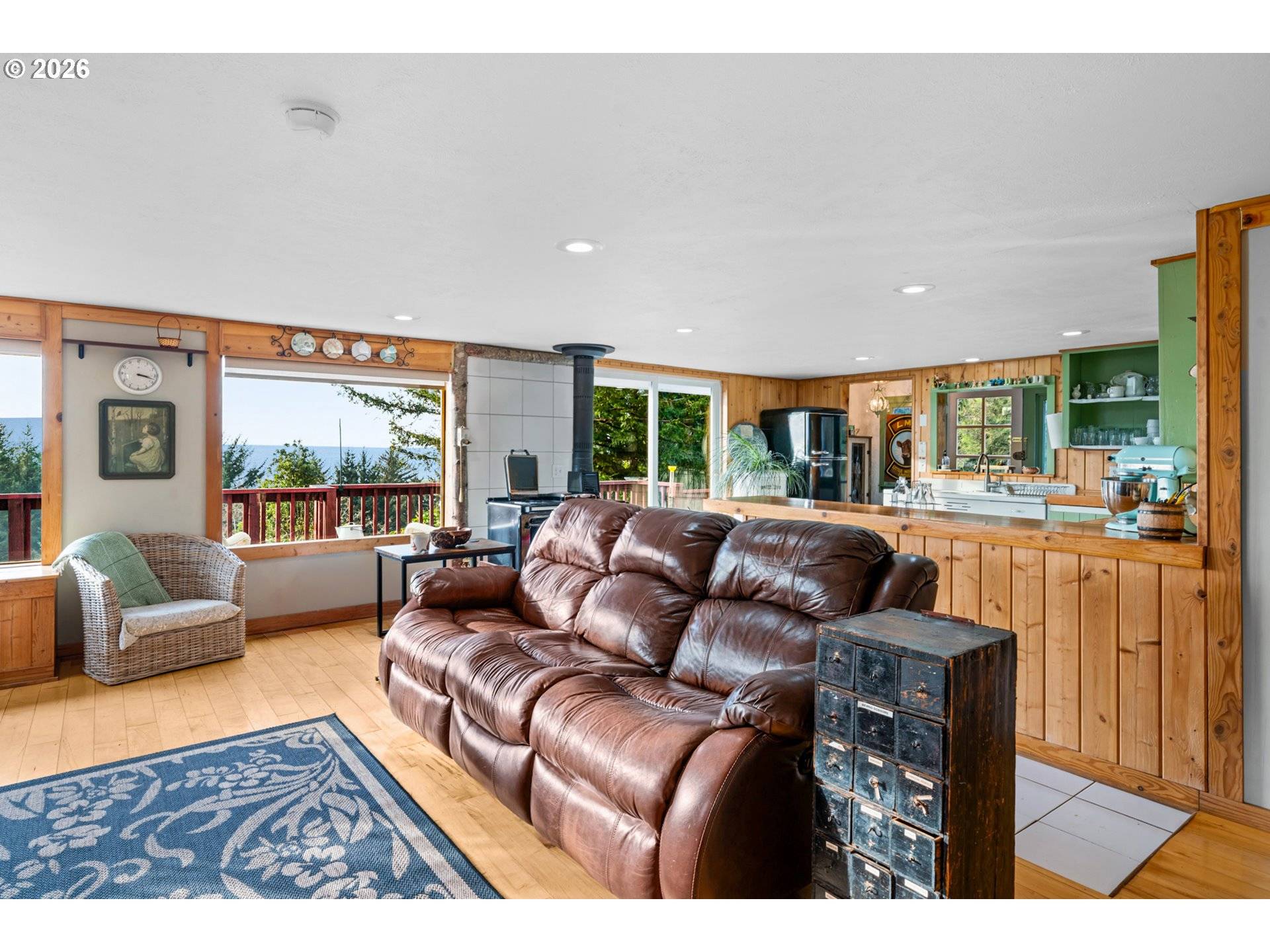 94104 BELLVIEW LN, Gold Beach, OR 97444